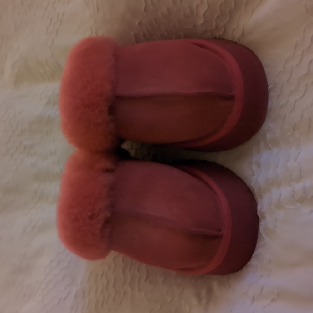 Hot pink platform uggs